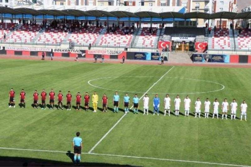 Silahtaroğlu Vanspor FK  lige 3 puanla başladı