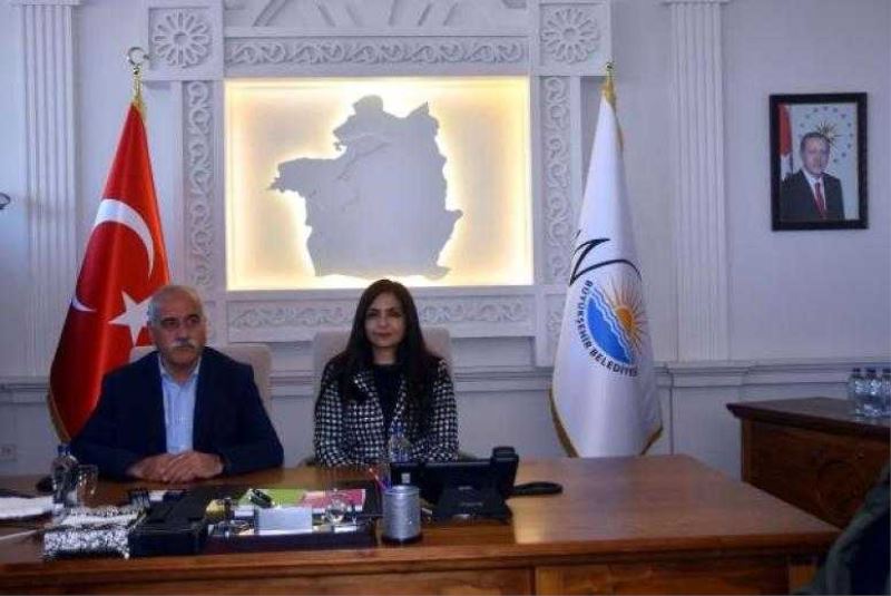 Van Büyükşehir Belediye Eş Başkanları Ertan ve Avcı Göreve Başladı