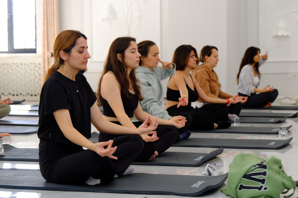 İpekyolu Belediyesinden ücretsiz Yoga etkinliği