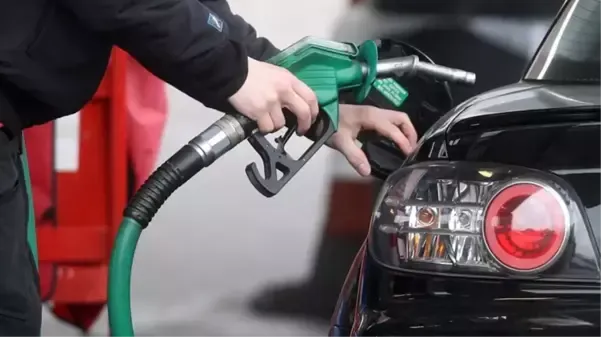 Benzine 1 lira 20 kuruş ZAM gelmesi geliyor