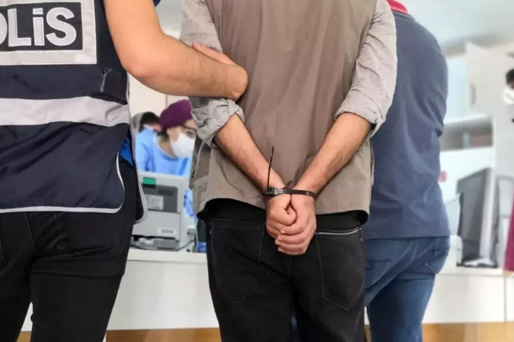 FETÖ operasyonları devam ediyor! 33 şüpheli daha gözaltına alındı