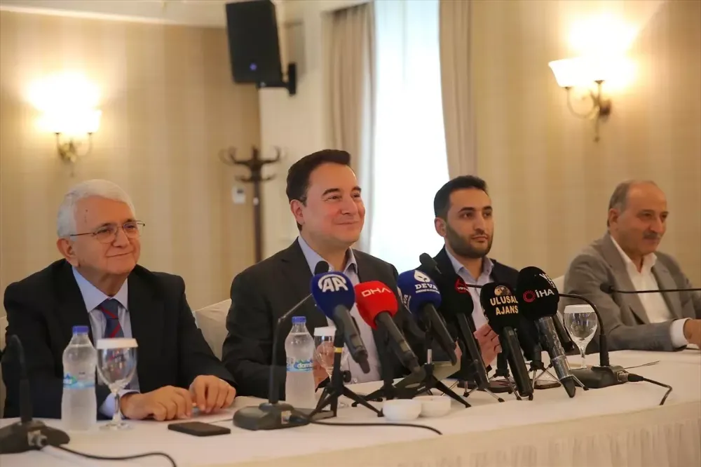 DEVA Partisi Genel Başkanı Babacan, Van
