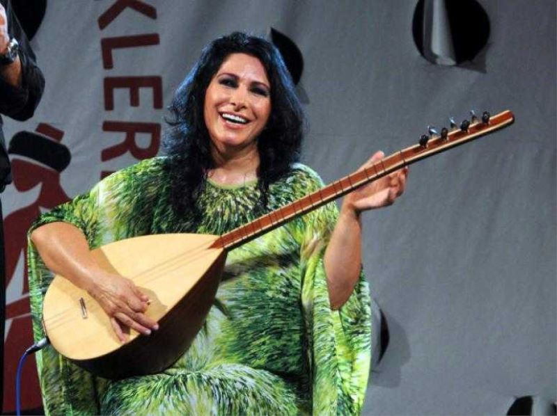 Türk Halk Müziği Sanatçısı Nuray Hafiftaş Hayatını Kaybetti
